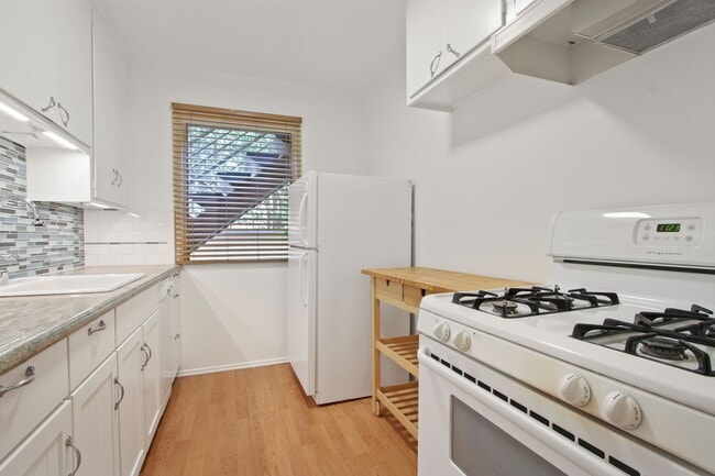 property at 1047 2nd St