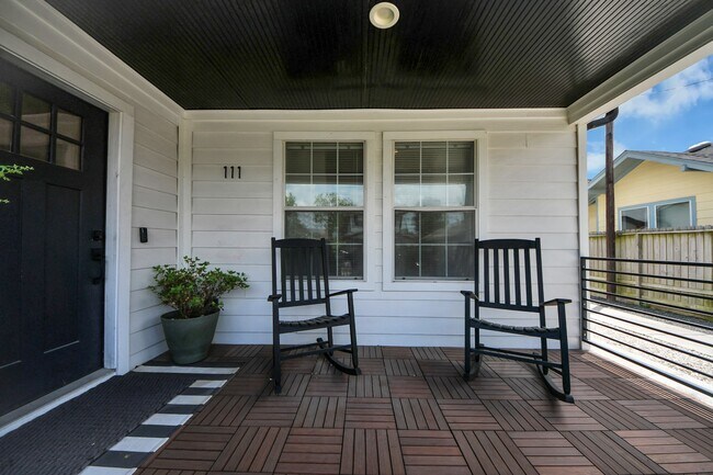 111 Jenkins St in Houston, TX - Building Photo - Building Photo