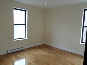 350 Manhattan-Unit -6D in New York, NY - Building Photo - Building Photo