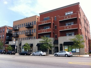 3935 N Western Ave in Chicago, IL - Building Photo - Building Photo