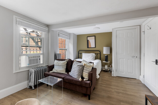 14 Derne St, Unit 12 derne unit 301