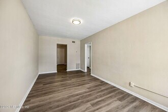 1627 E 9th St in Jacksonville, FL - Building Photo - Building Photo