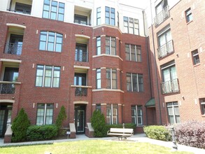 2810 Selwyn Ave in Charlotte, NC - Building Photo - Building Photo