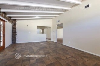 8002 Crosnoe Ave in Los Angeles, CA - Building Photo - Building Photo