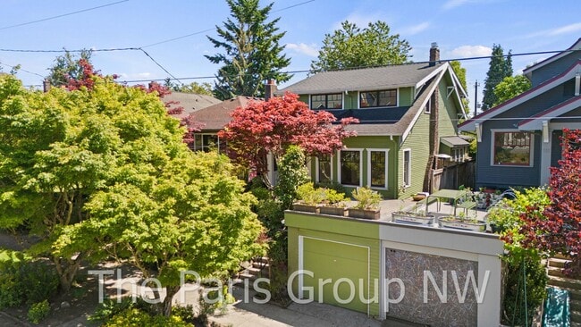 115 NE 51st St in Seattle, WA - Building Photo - Building Photo