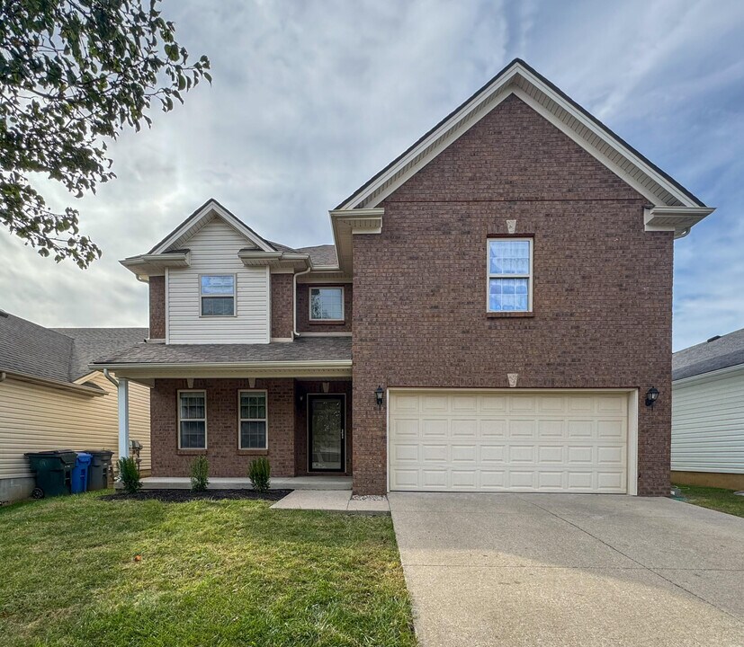 2529 Moray Pl in Lexington, KY - Building Photo