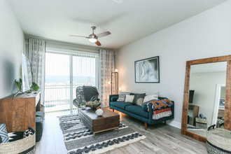 Crestview Commons Apartments in Austin, TX - Building Photo - Interior Photo