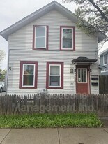 70 North St in Burlington, VT - Building Photo