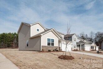 1014 Hanover Crossing Dr in Charlotte, NC - Building Photo - Building Photo