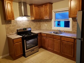 48 Hazelwood Ave in Newark, NJ - Building Photo - Building Photo