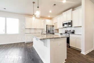 425 Yoshino Cherry Dr in Greer, SC - Building Photo - Building Photo