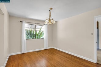 348 Barrett Cir in Danville, CA - Building Photo - Building Photo
