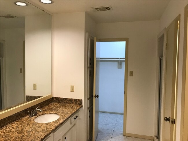 property at 2906 Green Fields Dr