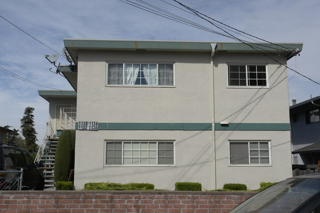 1130-1136 Rex Rd in Hayward, CA - Building Photo - Building Photo