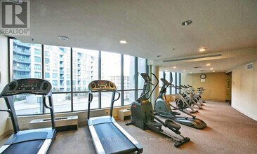 219-2219 Fort York Blvd in Toronto, ON - Building Photo - Building Photo