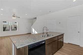 601 W 24th St, Unit 1 in Bryan, TX - Building Photo - Building Photo