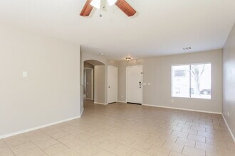12433 W Larkspur Rd in El Mirage, AZ - Building Photo - Building Photo