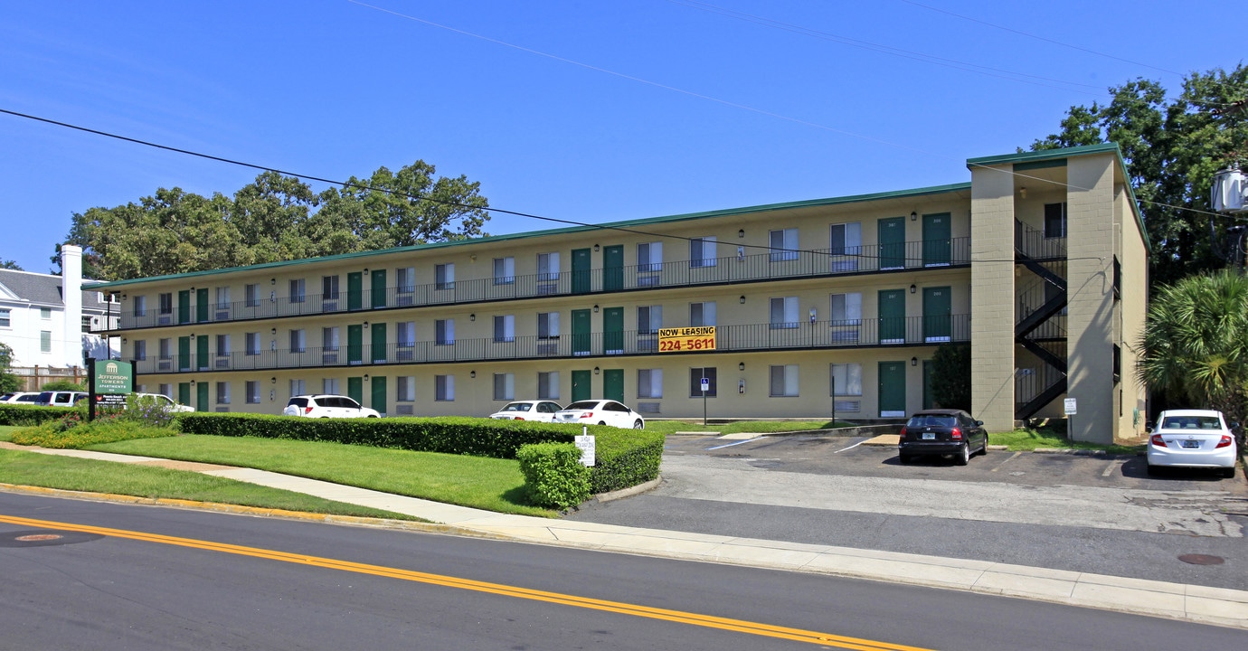 Jefferson Towers Apartments in Tallahassee, FL - Building Photo