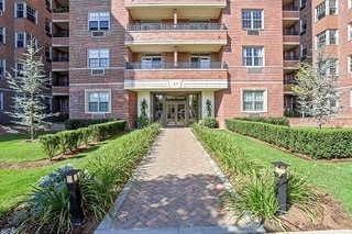 property at 20 Church St