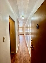 Karen Jean Apartments in Denver, CO - Foto de edificio - Building Photo