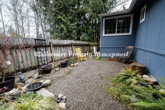 26277 Edgewater Pl NW in Poulsbo, WA - Building Photo - Building Photo
