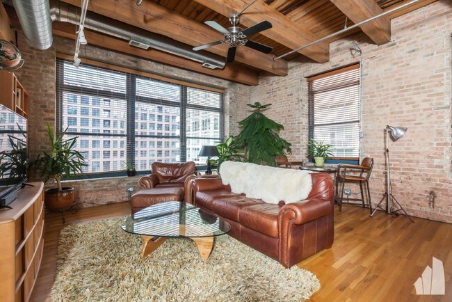 14 N Peoria St-Unit -5EB in Chicago, IL - Building Photo - Building Photo