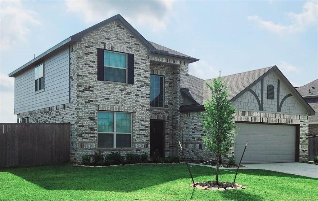 709 Autumn Lake Ln in Magnolia, TX - Foto de edificio