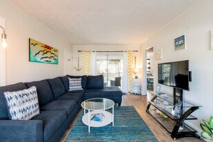 141 California Ave in Cocoa Beach, FL - Building Photo