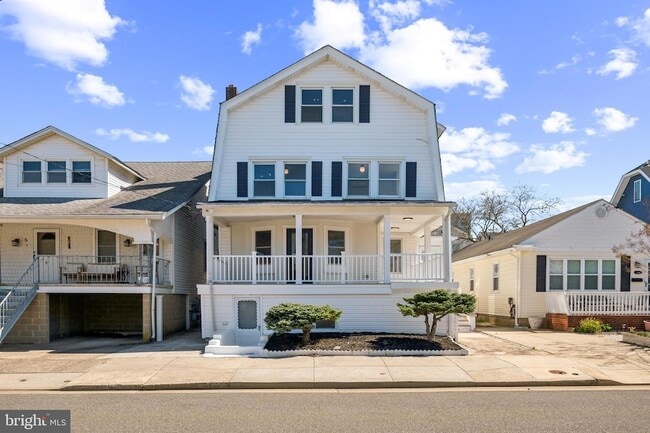 property at 3 N Surrey Ave