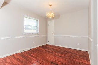 2597 Fulbourne Dr in Cincinnati, OH - Building Photo - Building Photo