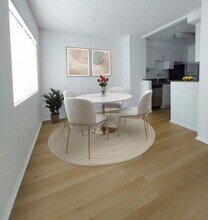 1405 Amherst Ave in Los Angeles, CA - Building Photo - Interior Photo