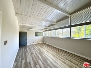 226 S Gale Dr in Beverly Hills, CA - Building Photo - Building Photo