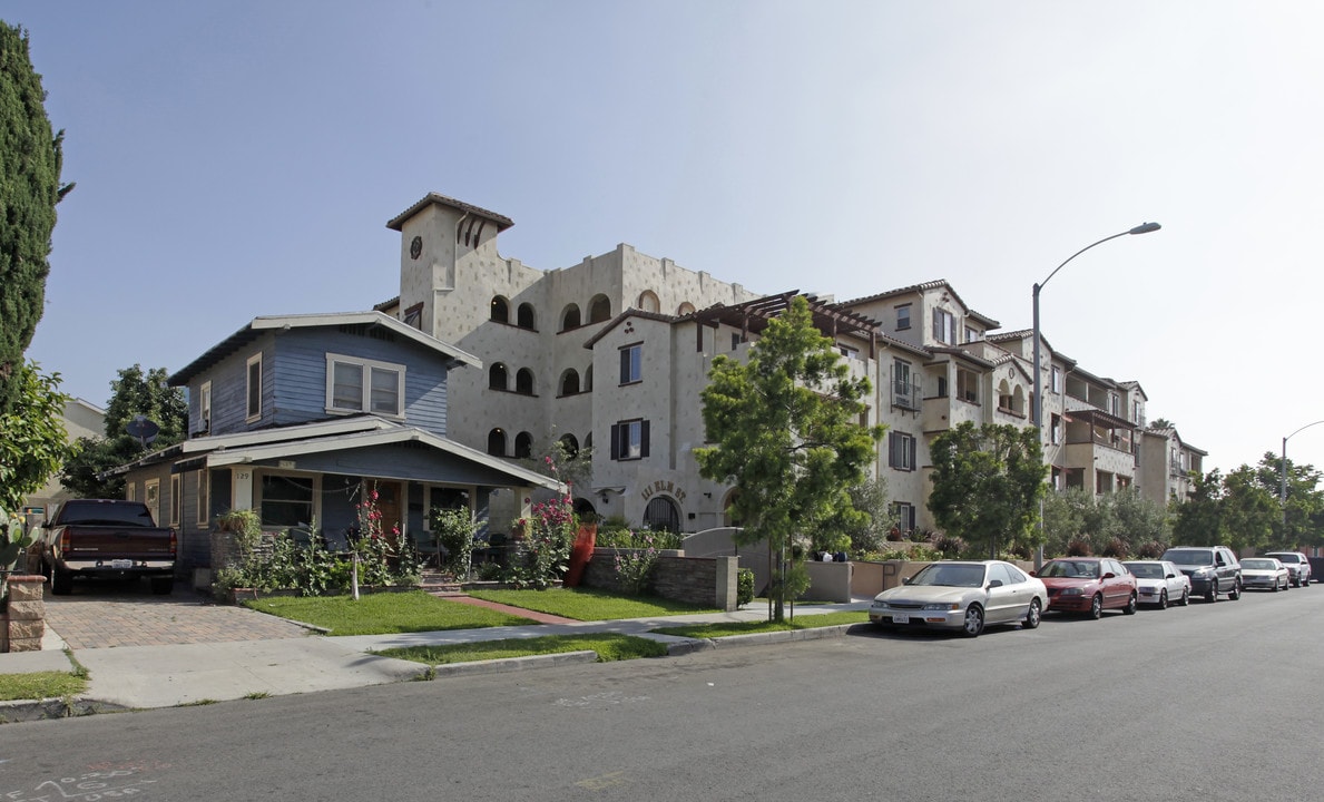 Elm Street Commons in Anaheim, CA - Building Photo