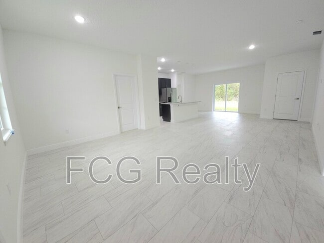 6260 N Chestnut Terrace in Citrus Springs, FL - Building Photo - Building Photo