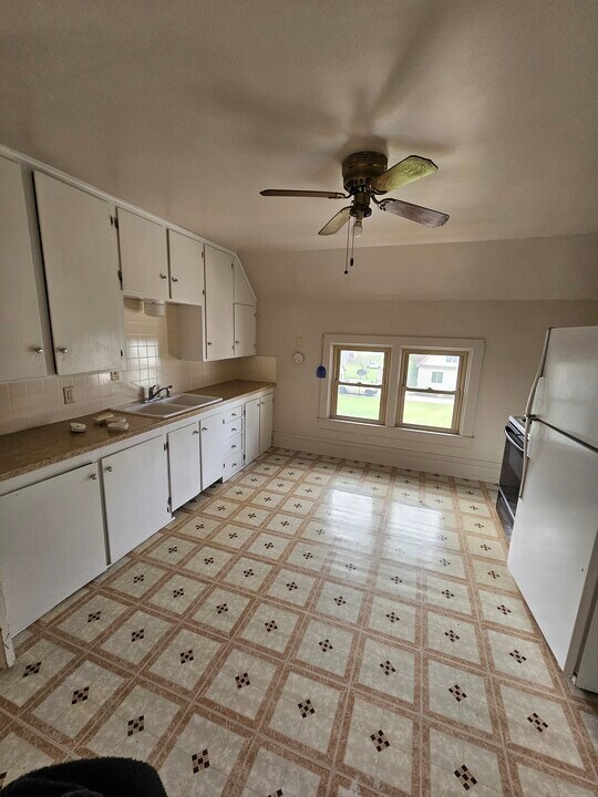 1148 6th St, Unit Upper in Kiel, WI - Building Photo