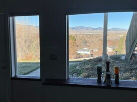 11905 W 17th Ave, Unit 1st Floor in Lakewood, CO - Building Photo