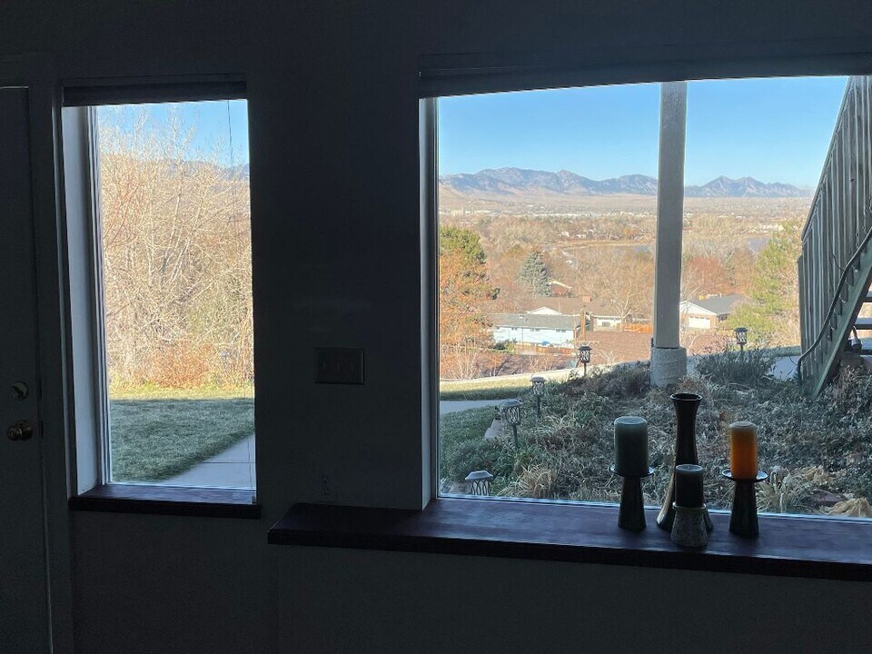 11905 W 17th Ave, Unit 1st Floor in Lakewood, CO - Building Photo