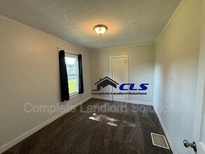 2145 8th Ave in Terre Haute, IN - Foto de edificio - Building Photo