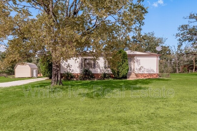 30 Allen Rd in Huntsville, TX - Building Photo - Building Photo