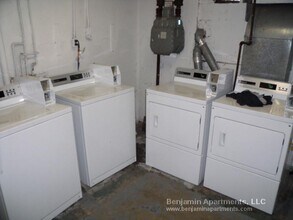 226 Parker Hill Ave, Unit 12 in Boston, MA - Foto de edificio - Building Photo