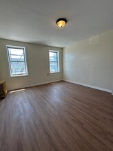 734 E 43rd St in Brooklyn, NY - Building Photo - Building Photo