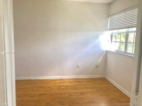 1881 NW 96th Terrace-Unit -# 7P in Pembroke Pines, FL - Building Photo - Building Photo