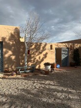 46 Cam Espejo in Santa Fe, NM - Building Photo - Building Photo