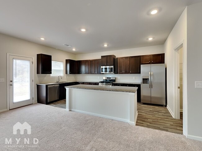 36 Briarwood Dr E in Dawsonville, GA - Building Photo - Building Photo