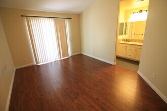 12878 Carriage Heights Way in Poway, CA - Building Photo - Building Photo