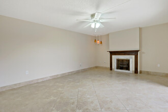 3343 Meridian Way N in Palm Beach Gardens, FL - Building Photo - Building Photo