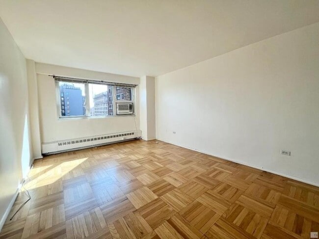 property at 195 Adams St
