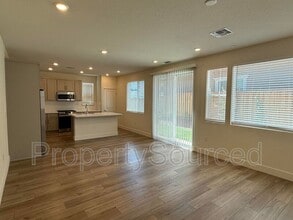 1724 Jade Pl in Tracy, CA - Building Photo - Building Photo
