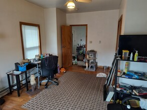 57 7th St, Unit 3 in Cambridge, MA - Building Photo - Building Photo