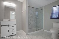 2800 Sanders Rd photo'